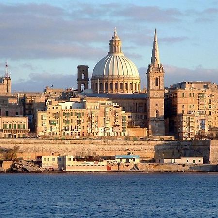 Modern Family Holiday Retreat In Gzira Sliema Exterior foto