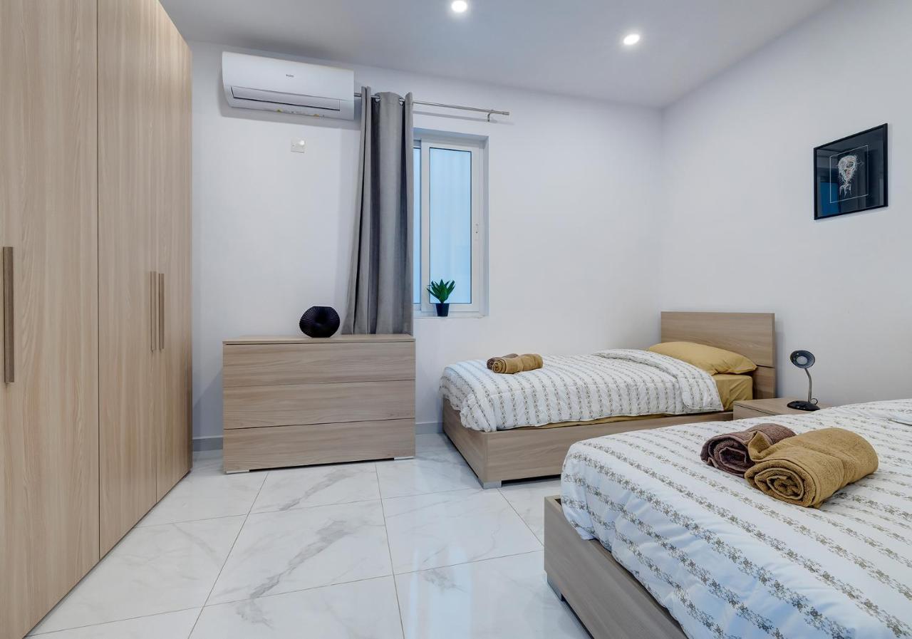 Modern Family Holiday Retreat In Gzira Sliema Exterior foto